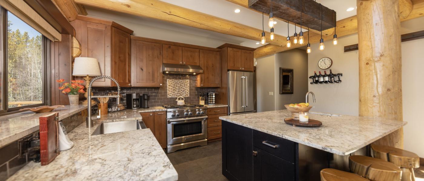 Pine Ridge Cabin - River Ridge Rentals