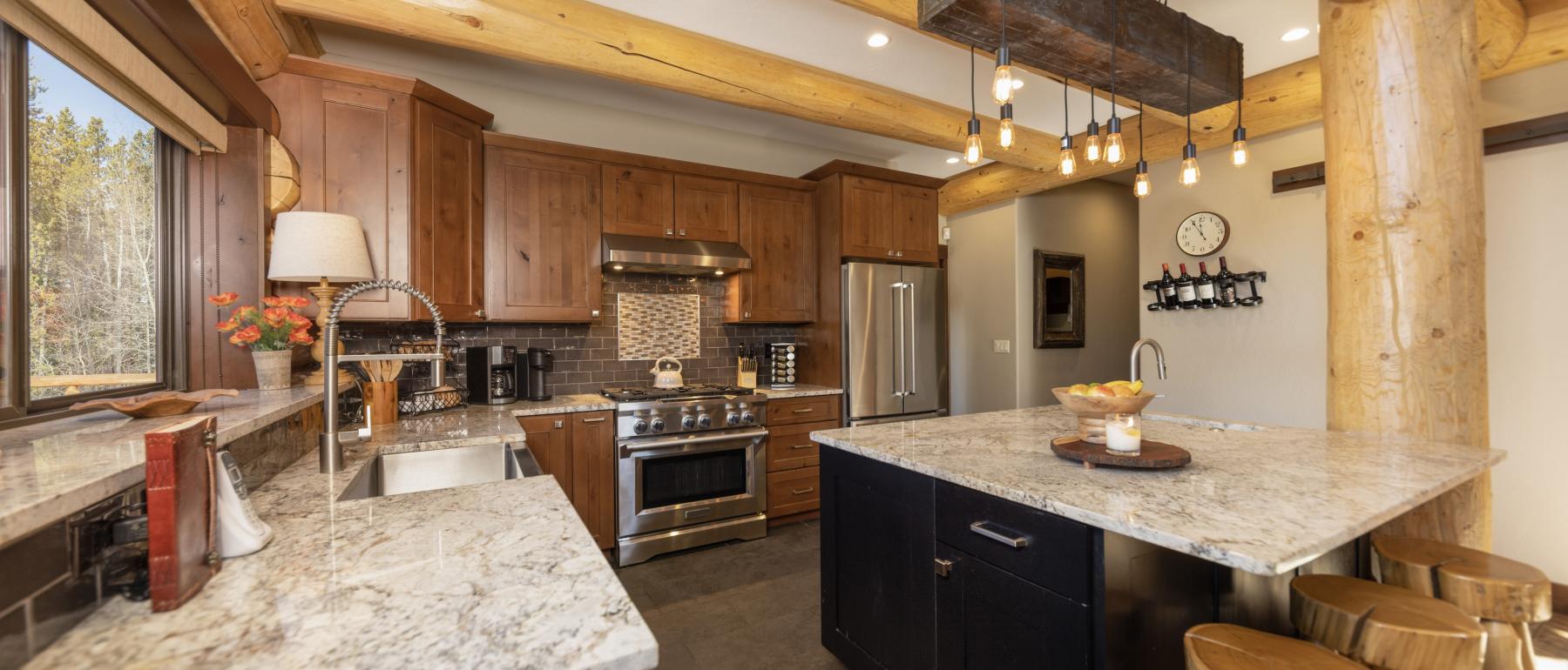 Pine Ridge Cabin - River Ridge Rentals
